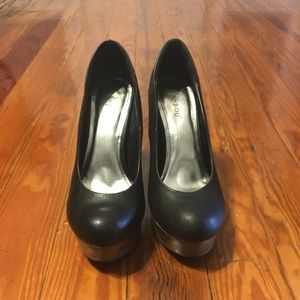 BAMBOO Black Platform Heels